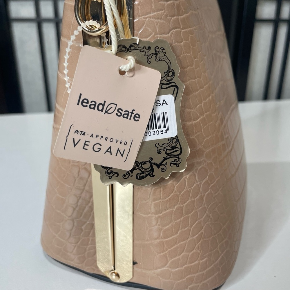 NWT Alyssa Croc-Embossed Frame Handbag - Beige/Nude Trapezoid Top Handle Bag - Picture 10 of 11
